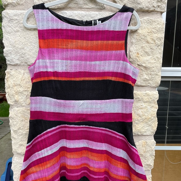 Julian Taylor New York Sleeveless Striped Dress - Picture 2 of 11